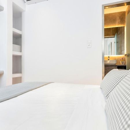 Pelican Paros Exterior photo