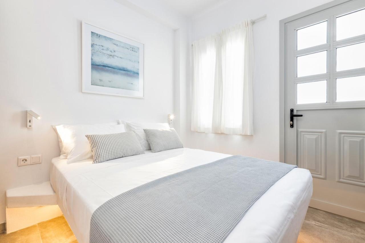 Pelican Paros Exterior photo