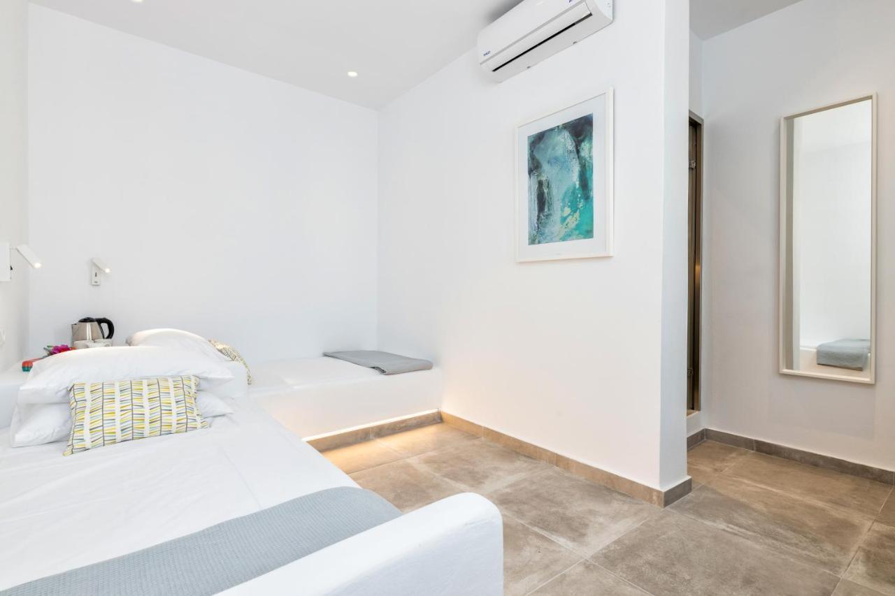 Pelican Paros Exterior photo