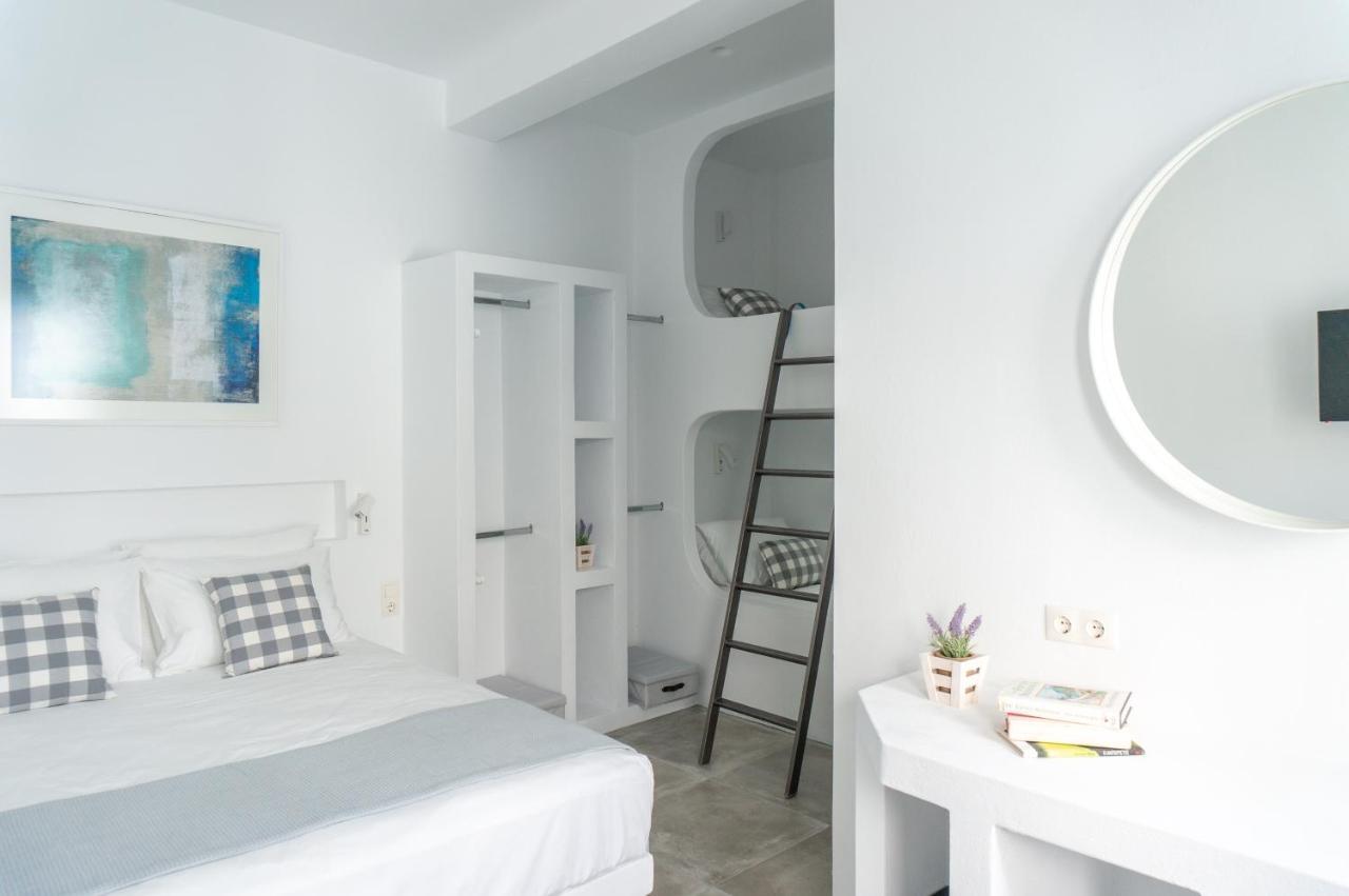 Pelican Paros Exterior photo