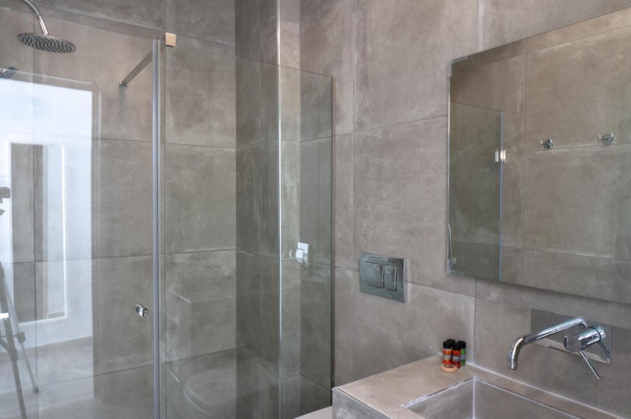 Pelican Paros Exterior photo