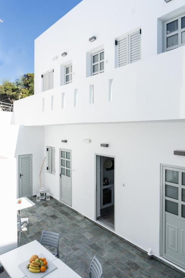 Pelican Paros Exterior photo