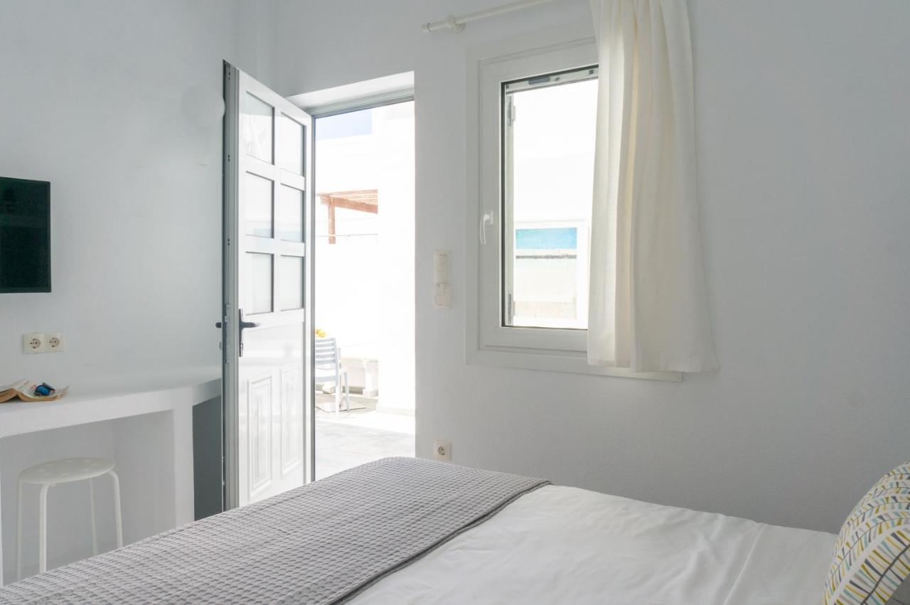 Pelican Paros Exterior photo