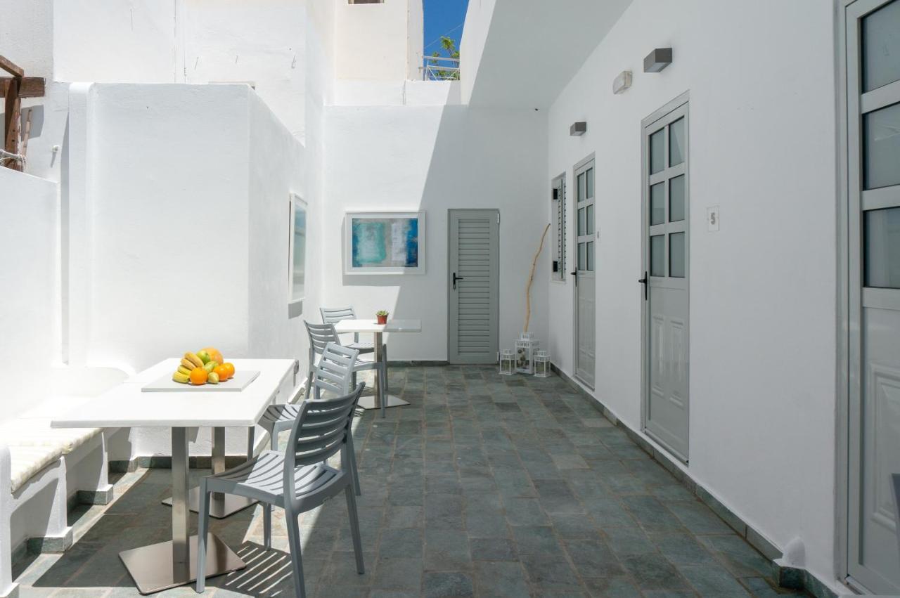 Pelican Paros Exterior photo