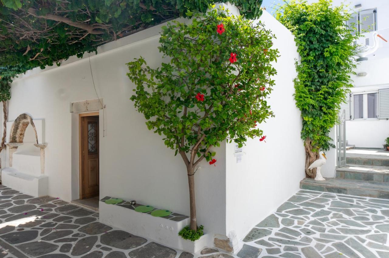 Pelican Paros Exterior photo