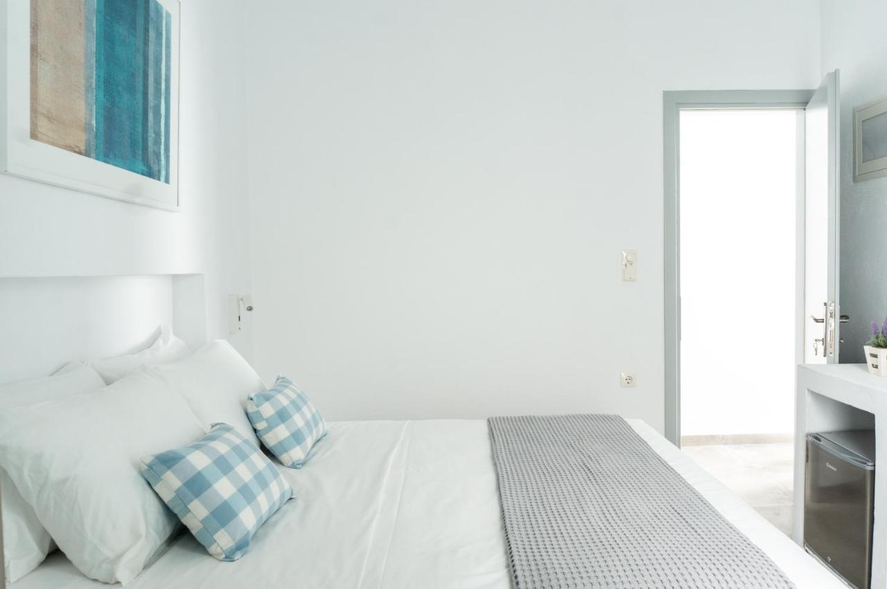 Pelican Paros Exterior photo