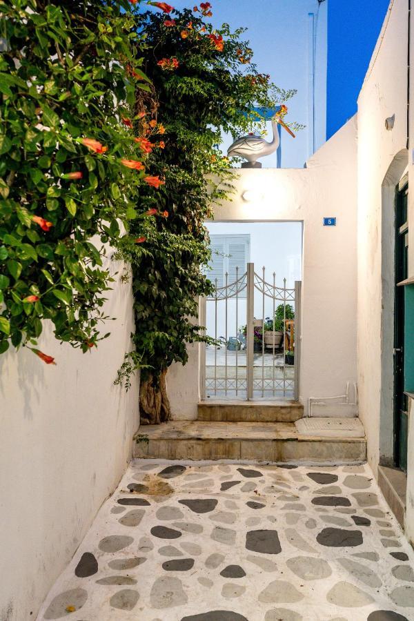 Pelican Paros Exterior photo